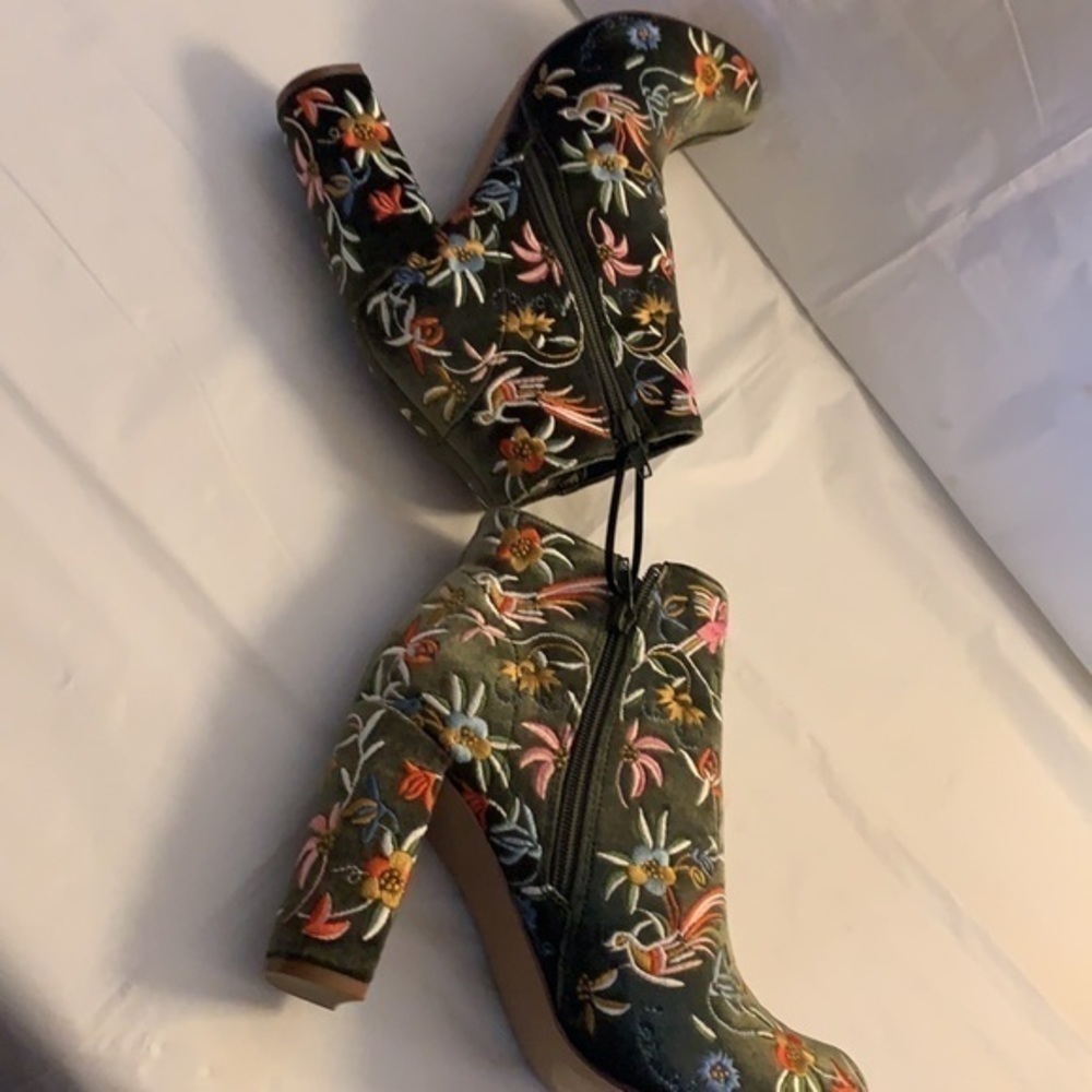 LILIANA, Ankle Boots, Heels - Picture 16 of 16